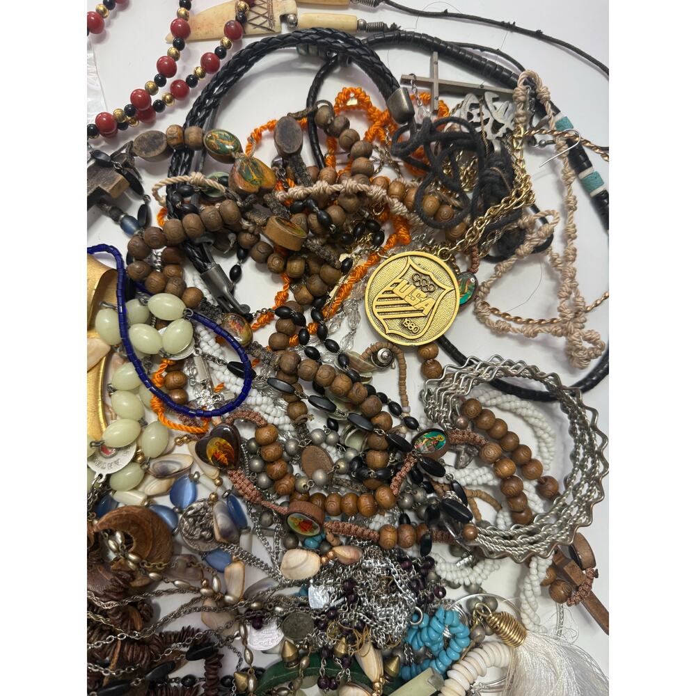 6 pounds jewelry Junk Drawer Lot vintage Estate auction AS IS - Picture 8 of 13